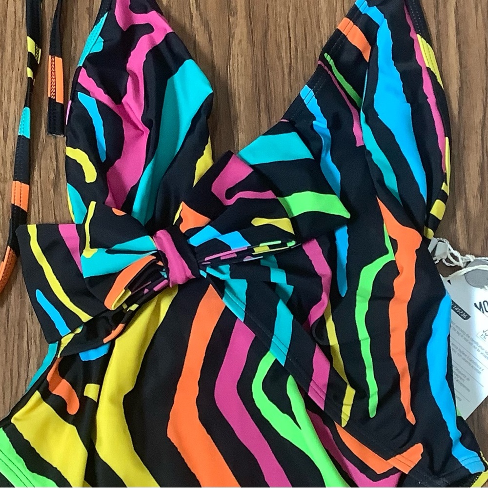 MOSCHINO One Piece Swimsuit Size 4 (US) - Picture 4 of 6
